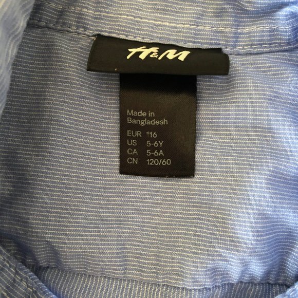 H&M Boys Size 5/6 Y,  Light blue Button Down Shirt - Picture 3 of 3